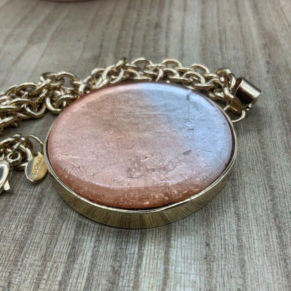 Chico's Ombre Peach Silver Circle Disc Pendant Gold Tone Necklace - Picture 4 of 7